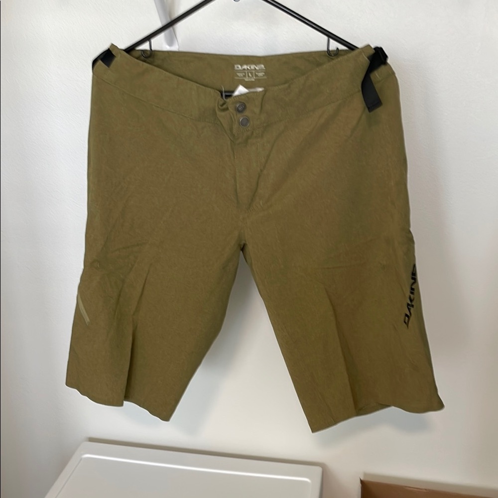 Dakine Men's Tan Shorts